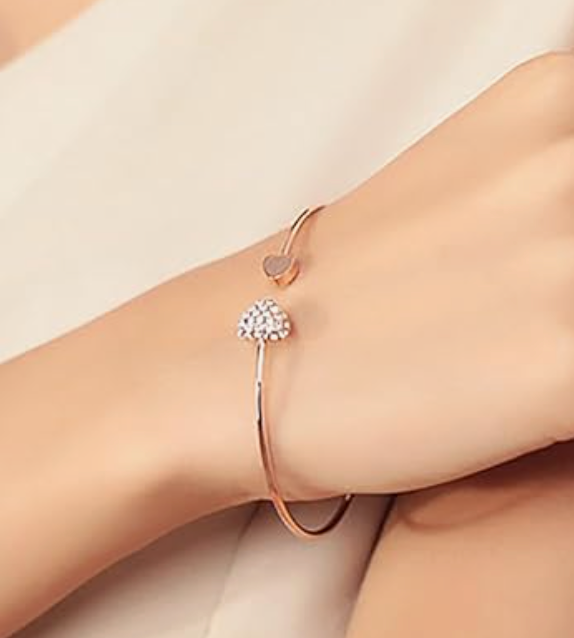 Gold Heart Bangle