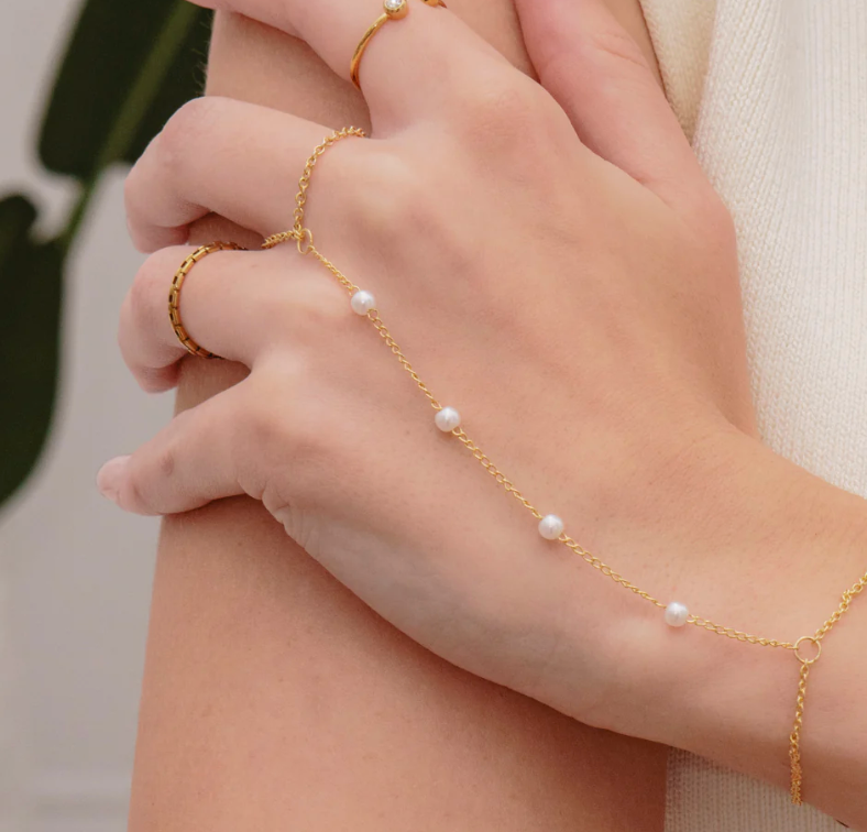 Pretty Girl Hand Chain